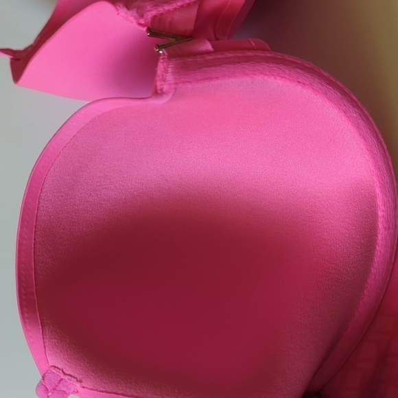Victoria Secret Lined Perfect Coverage Bright Hot Pink Bra Size 34D Barbie core - Picture 10 of 12